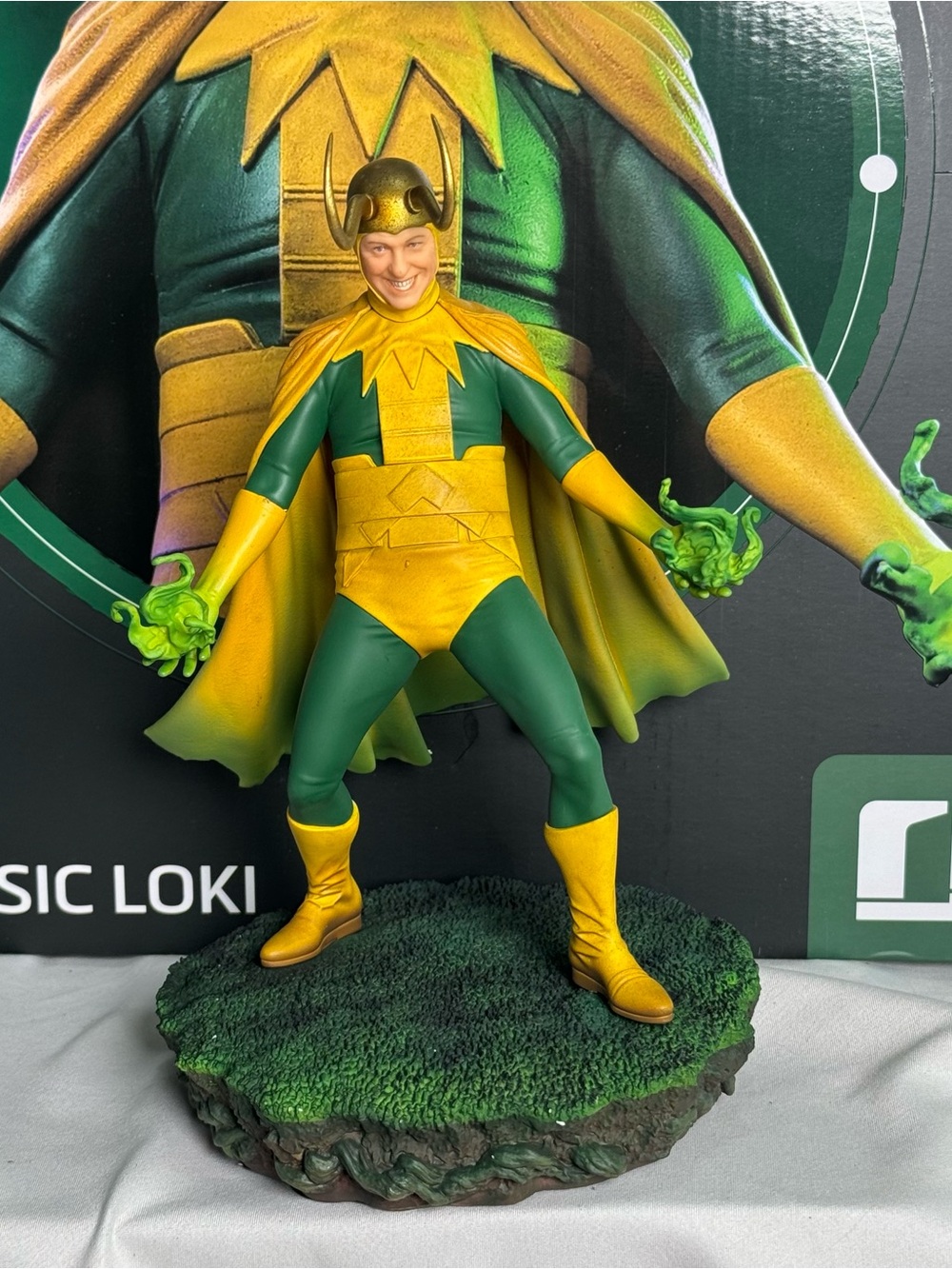 Iron Studios Classic Loki Variant 1/10 Art Scale Statue Marvel NIB